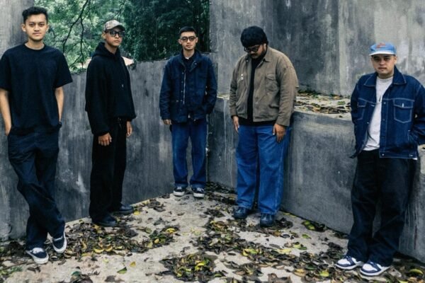 Costive feat Amanda Putri (Drizzly) Rilis Single Terbaru ‘Soft Luck’
