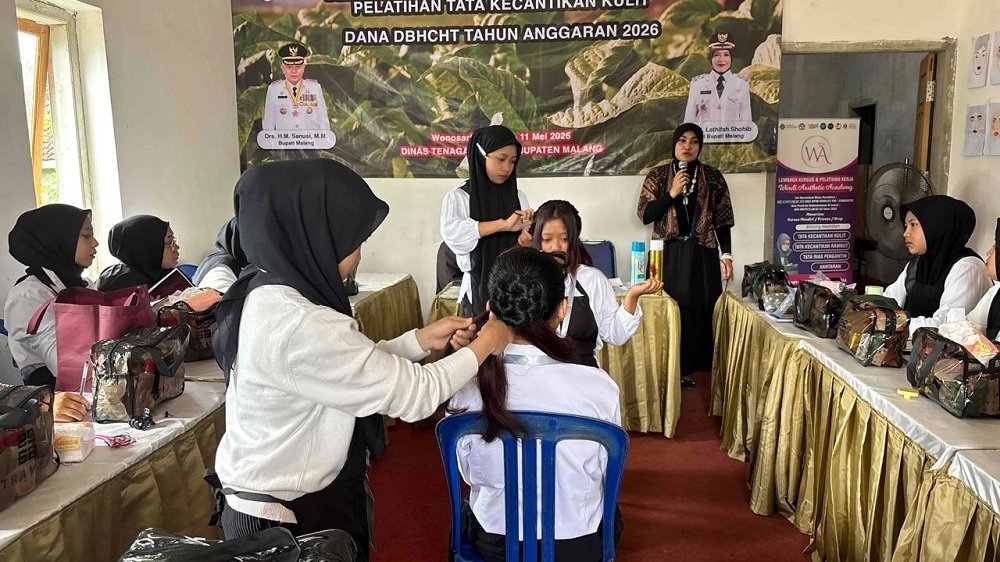 Disnaker Kabupaten Malang Bekali Pencari Kerja dengan Pelatihan Tata Kecantikan Kulit