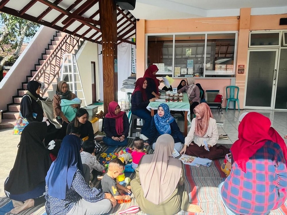 Lawan Stunting dengan Bahan Lokal, Tim Dosen UMM dampingi Ibu Balita di Karangploso