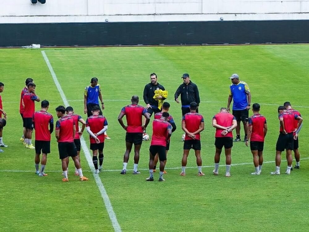 Arema FC vs PSIM Yogyakarta di Kanjuruhan, Duel Papan Tengah Penutup Musim