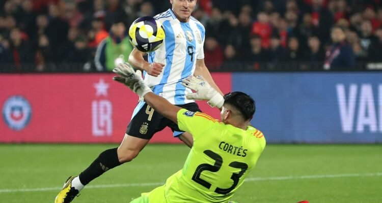 Julian Alvarez Sebut Ambisi Argentina Pertahankan Gelar Juara di Piala Dunia FIFA 2026