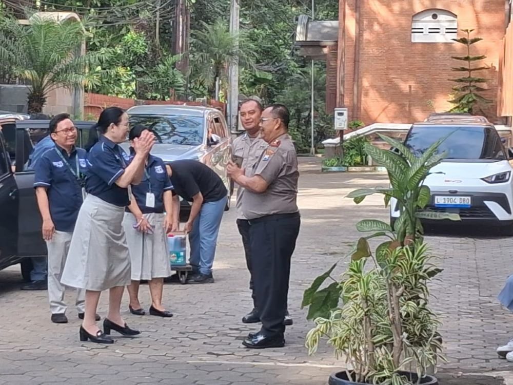 Bangun Sinergi dengan Dunia Pendidikan, Kapolsek Klojen Sambang ke SMAK Cor Jesu Malang
