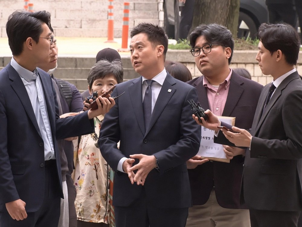 Kim soo hyun Kepolisian Korea Ringkus YouTuber Pemicu Kontroversi Kasus Aktor Kim Soo-Hyun