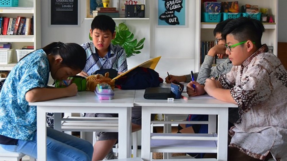 Shaping Future Leaders: SD Charis National Academy Malang Bentuk Pemimpin Masa Depan Berkarakter Kristiani