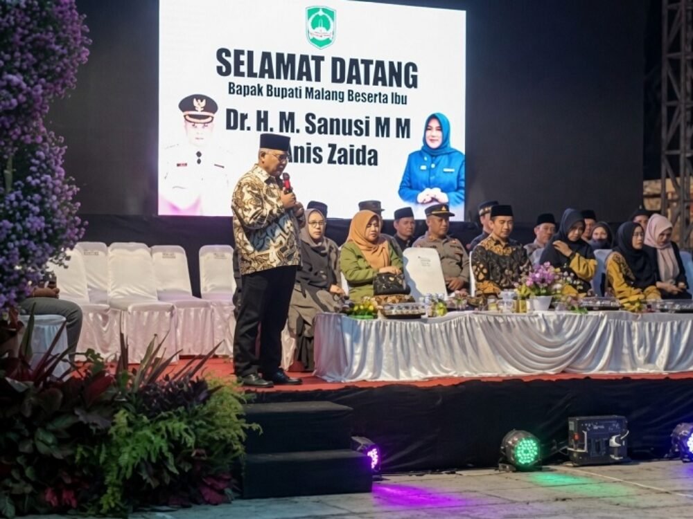 Bupati Malang Hadiri Pawai Ta’aruf di Ponpes Bahrul Ulum Ngantang Sambut 1 Muharram 1448 H