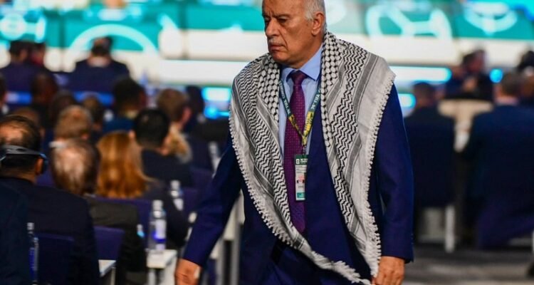 Presiden Sepak Bola Palestina Tak Dapat Visa AS Meski Kantongi Akreditasi Piala Dunia