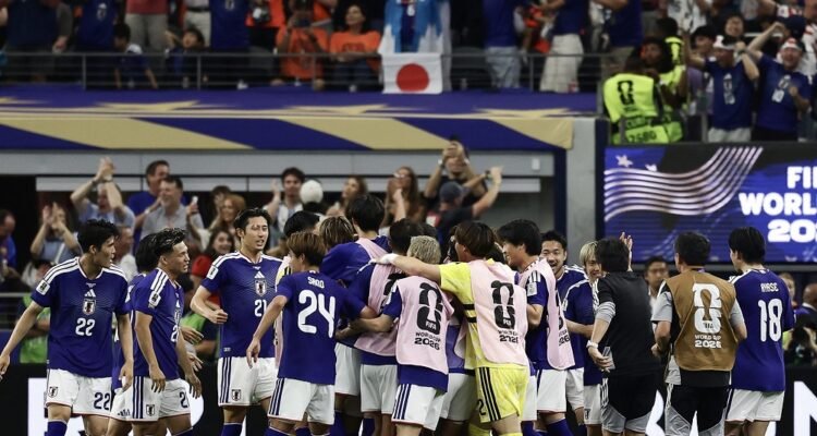 Keseruan Laga Brasil vs Jepang, Guru Bahasa Daerah SMA Taman Harapan Malang Turut Beber Prediksi