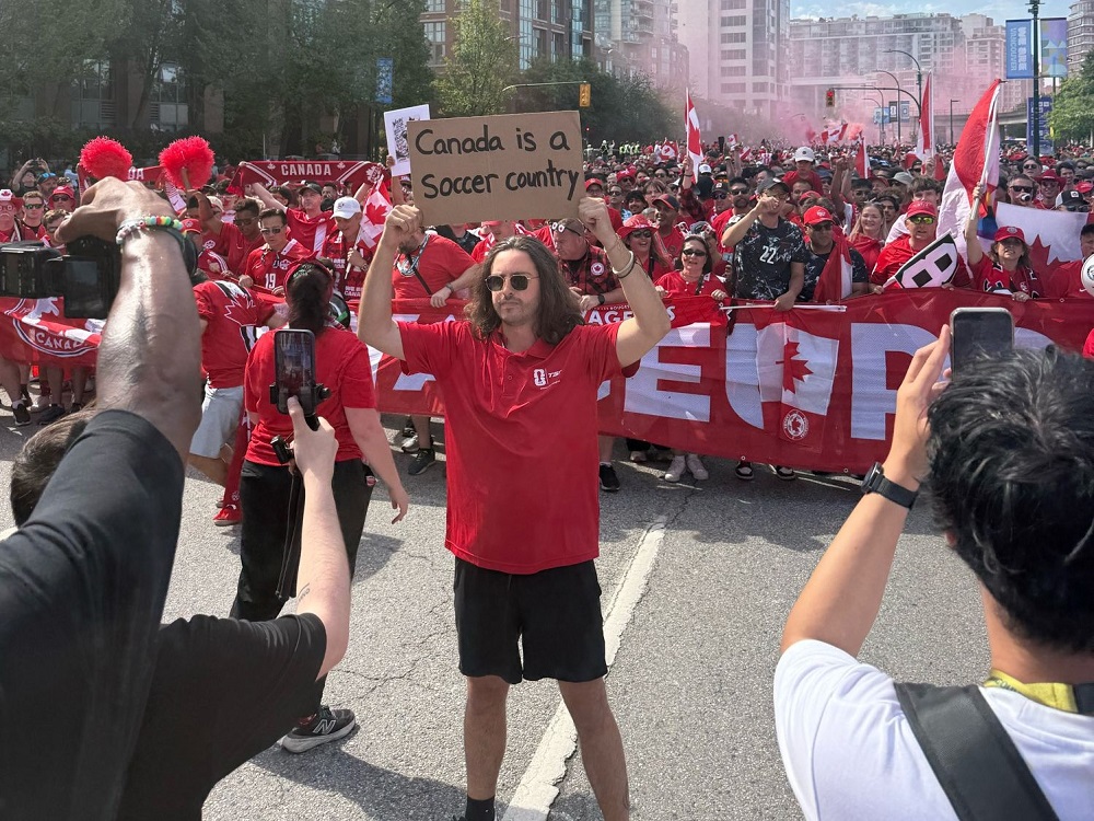 Kanada Lolos Babak 32 Besar, Ribuan Suporter Meriahkan Vancouver Meski Kalah dari Swiss