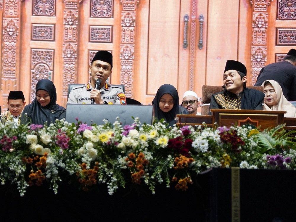 Pengajian dan Doa Bersama Bareng Gus Iqdam Dihadiri Ribuan Warga, Kapolresta Malang Kota Beri Apresiasi
