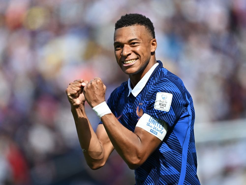 Prancis Senegal Prancis Kalahkan Senegal, Mbappe dan Barcola Cetak Rekor