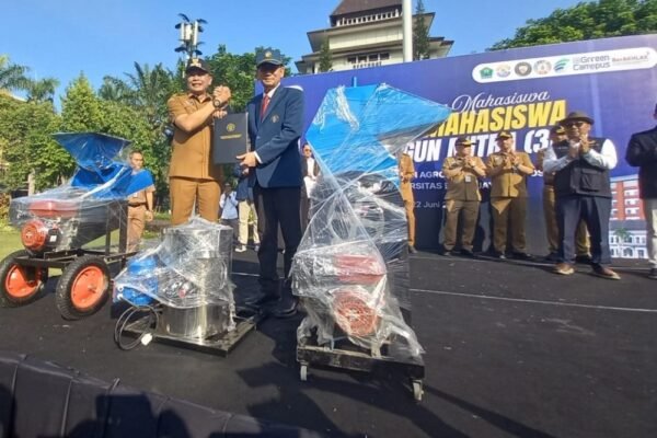 Pelepasan Mahasiswa FTAB UB di Program 3M, Rektor UB Tegaskan Kampus Harus Hadir Beri Dampak Nyata