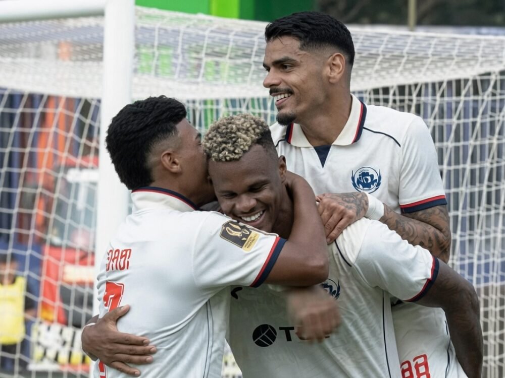 Taklukkan DPMM FC 2-0, Arema Pastikan Tiket ke Semifinal Piala Presiden 2026