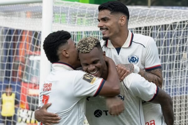 Taklukkan DPMM FC 2-0, Arema Pastikan Tiket ke Semifinal Piala Presiden 2026