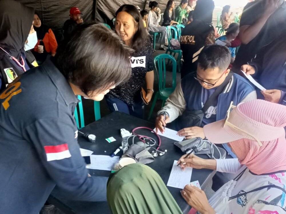 Kegiatan Bakkes Gratis Polresta Malang Kota Pererat Hubungan dengan Masyarakat