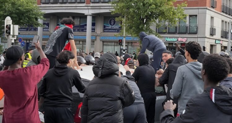 Imigran Asal Maroko Rusuh di Den Haag dan Rotterdam Pasca Timnya Menang Atas Belanda