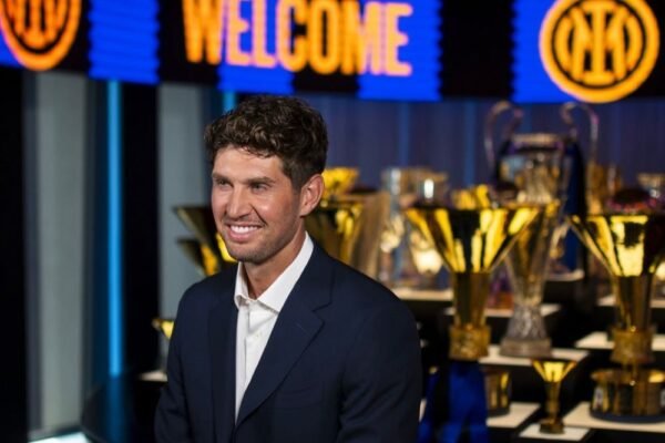 John Stones Resmi Gabung Inter Milan Dengan Kontrak Dua Tahun