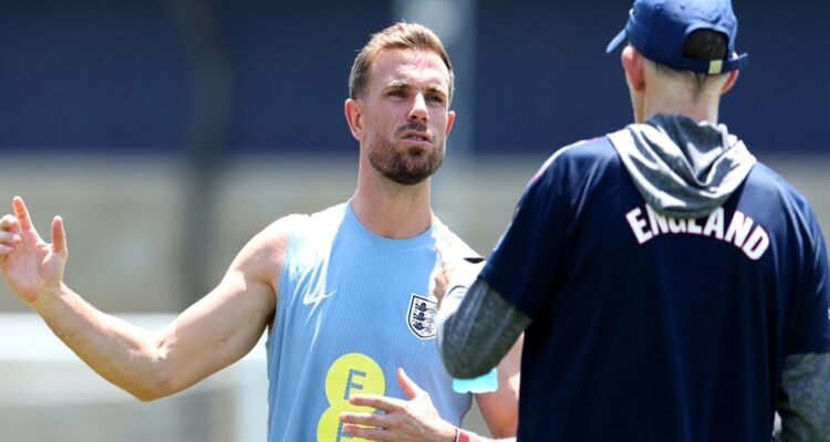Patah Lengan Jelang Piala Dunia FIFA 2026 Berakhir, Jordan Henderson Tidak Dipulangkan
