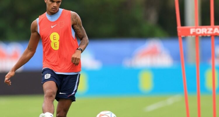 Imbas Insiden Kartu Merah Balogun, FA Pertimbangkan Banding untuk Jarell Quansah