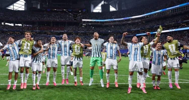 Heboh! Jurnalis Investigasi Romain Molina Siap Bongkar Skandal Besar Mafia Sepak Bola Argentina
