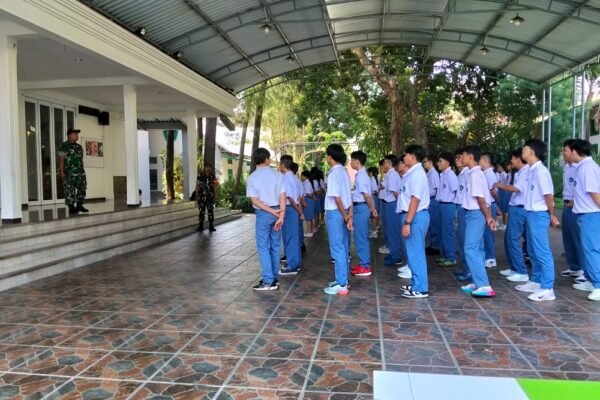 MPLS SMAK Kosayu Kota Malang, Koramil Lowokwaru Bekali Nilai-Nilai Kebangsaan