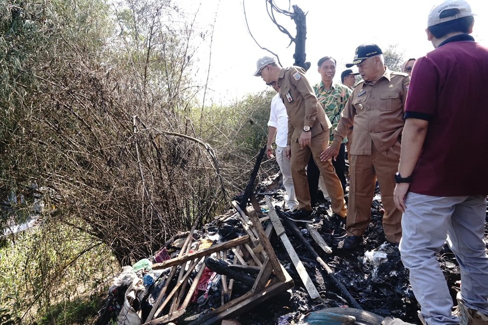 Sanusi Kebakaran Pasar Turen Pasca Kebakaran Pasar Sayur Turen, Bupati Malang Siapkan Desain Hanggar Baru dan Relokasi TPA