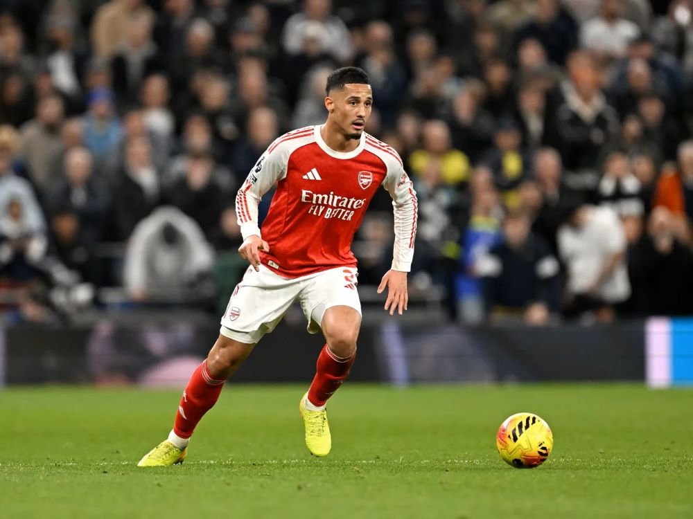Cedera Punggung Parah di Piala Dunia FIFA 2026, William Saliba Bakal Absen Lama di Arsenal