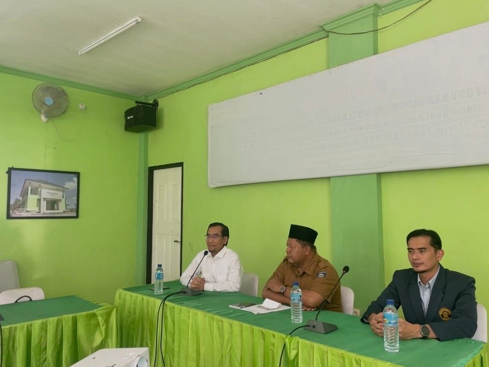 Kerja Sama UB dan Unram Latih Guru SMK Pertanian NTB Kuasai AI dan Bioinformatika