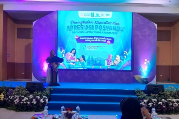 Sri Untari Dukung Penguatan Pelayanan Kesehatan Dasar, Hadiri Apresiasi Kader Posyandu di Pasuruan
