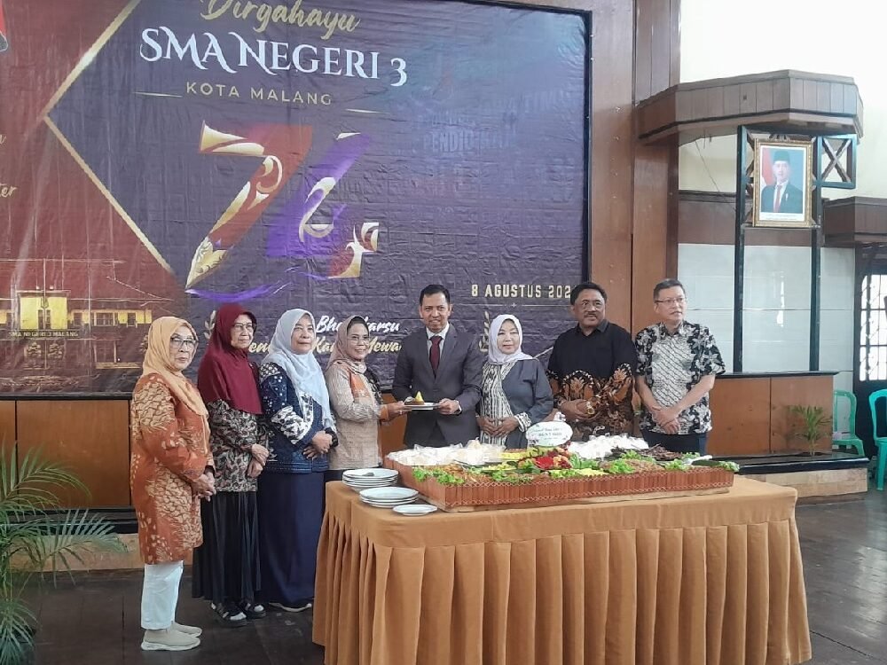 Di HUT SMAN 3 Malang, Sri Untari Dorong Prestasi Sekolah dan Kepastian TPG Guru