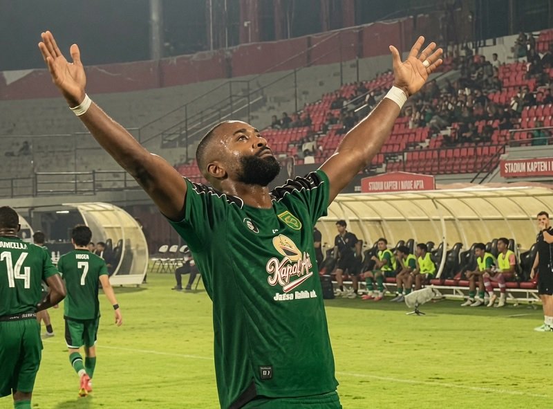 557-Yuran Fernandes selebrasi Kalahkan Arema 1-0, Persebaya Melaju ke Final Piala Presiden 2026