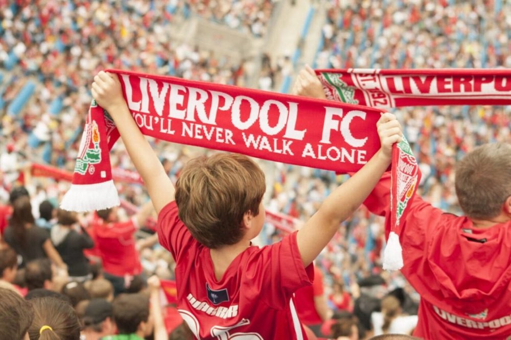569-Superter Liverpool Galau, Suporter Liverpool Pertanyakan Rencana FSG Jual 30% Saham Klub ke Konsorsium Amit Bhatia