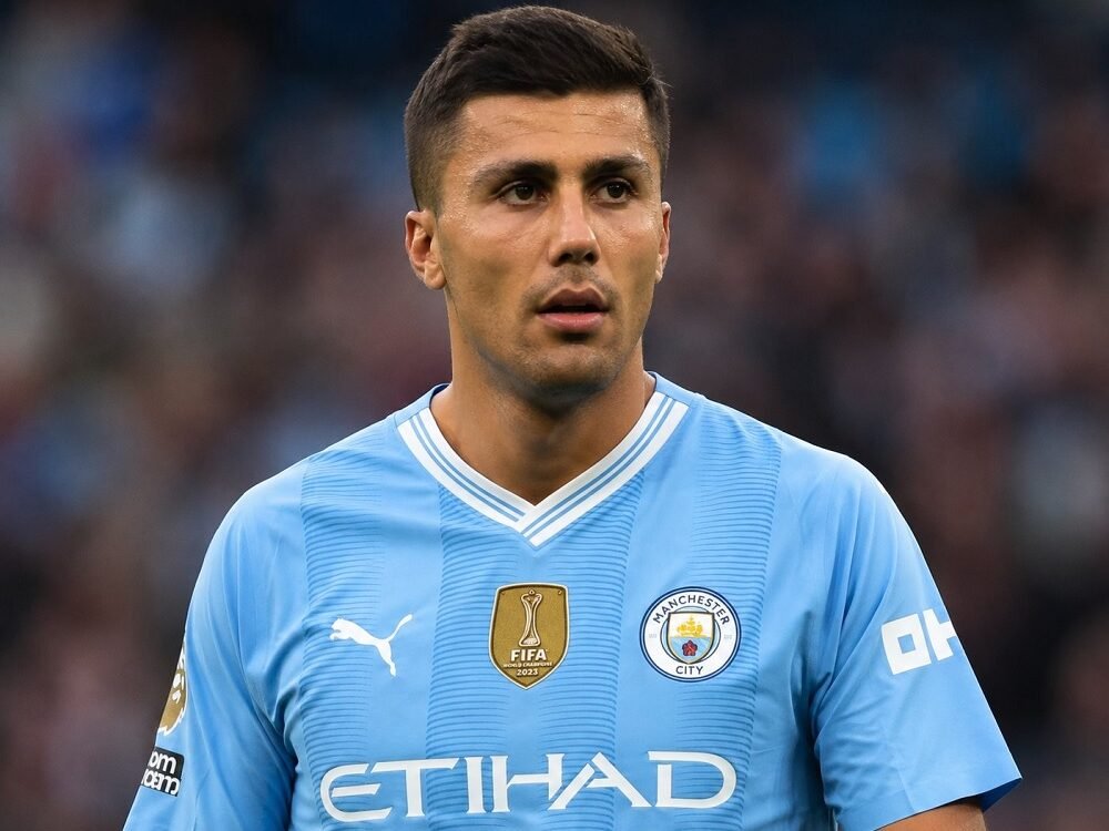 571-Rodri Transfer Rodri: Barcelona Naikkan Tawaran Rp1 Triliun Lebih, Negoisasi dengan Manchester City Masih Alot