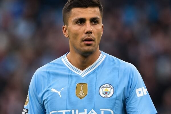 Transfer Rodri: Barcelona Naikkan Tawaran Rp1 Triliun Lebih, Negoisasi dengan Manchester City Masih Alot
