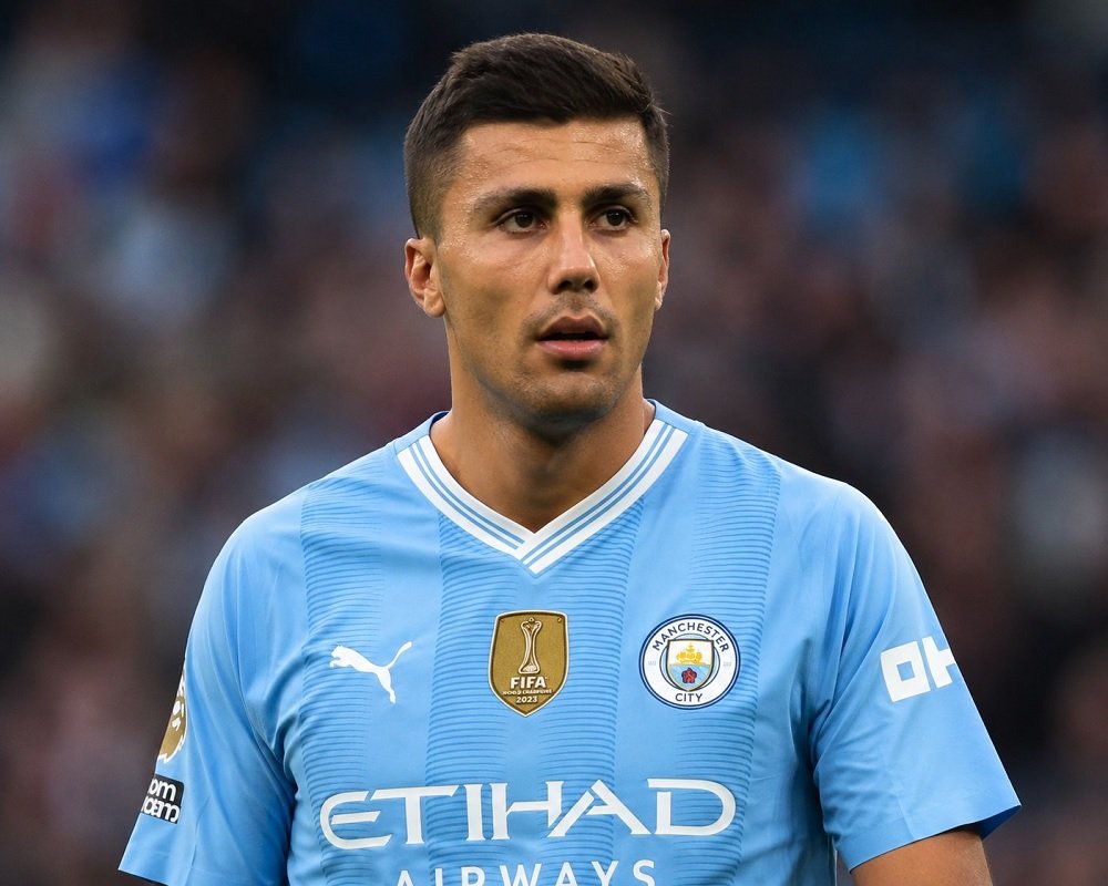 Transfer Rodri: Barcelona Naikkan Tawaran Rp1 Triliun Lebih, Negoisasi dengan Manchester City Masih Alot