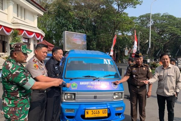 Pemkot Malang Siapkan 66 Armada Angkutan Pelajar Gratis