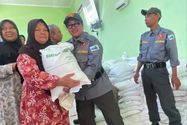 Pendistribusian Cadangan Bantuan Pangan Beras Resmi Diluncurkan Pemkot Malang dan Perum Bulog