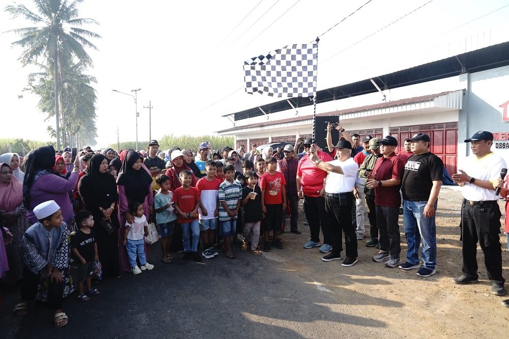 Bupati Malang Jalan Sehat HUT RI ke-81 di Panggungrejo, Gondanglegi Bupati Malang Ajak Hidup Sehat dalam Kemeriahan Jalan Sehat HUT RI ke-81 di Panggungrejo, Gondanglegi