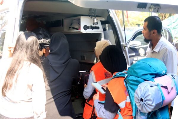 Dukung Penanganan Masyarakat Terdampak Bencana Gempa NTT, UB Berangkatkan Bantuan Logistik