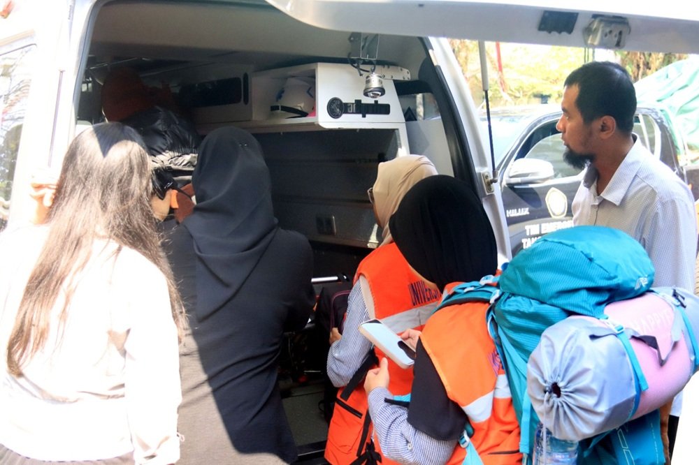 Dukung Penanganan Masyarakat Terdampak Bencana Gempa NTT, UB Berangkatkan Bantuan Logistik