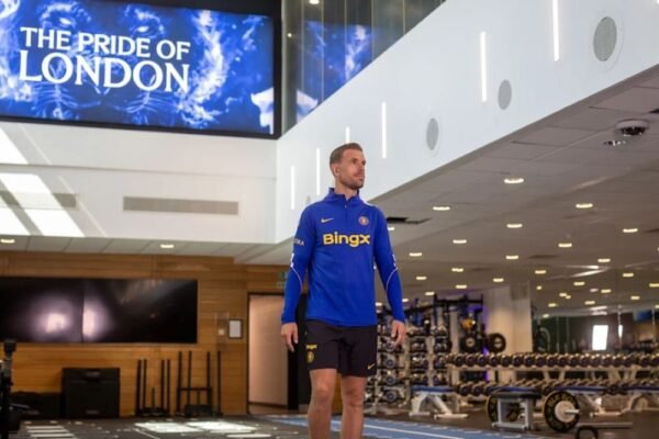 Jordan Henderson Resmi Gabung Chelsea