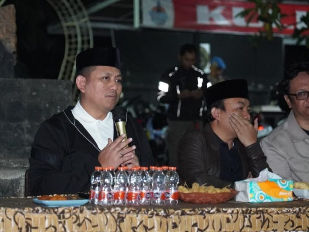 Kapolresta Malang Kota Kapolresta Malang Kota Komitmen Hadir di Tengah Masyarakat, Serap Aspirasi hingga Tingkat Pos Kamling