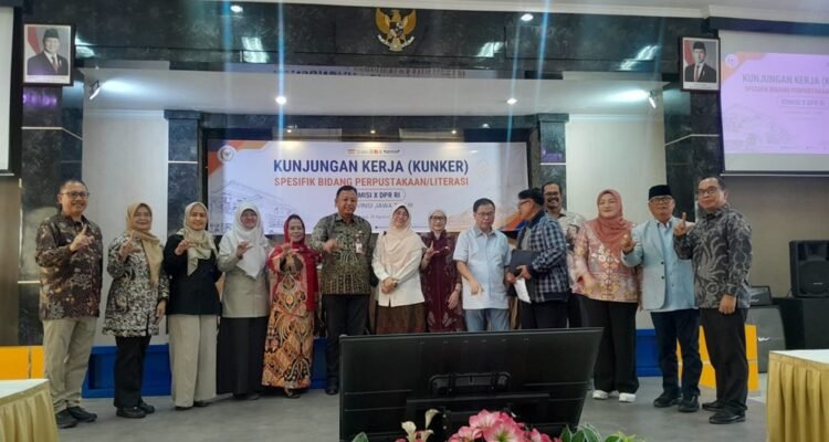 Usulan Komisi E DPRD Jatim Regulasi Perpustakaan Desa ke Komisi X DPR RI untuk Tingkatkan Literasi dan Lestarikan Naskah Kuno