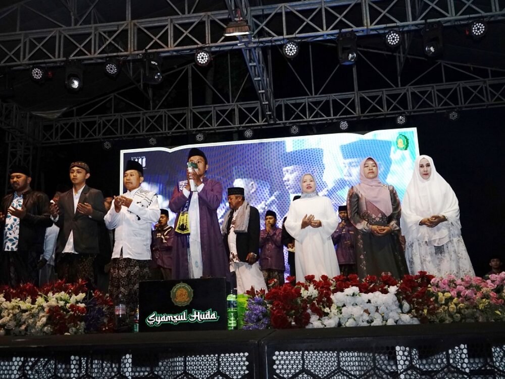 Peringatan Maulid Nabi 1448 Hijriah, Wabup Malang Ajak Warga Tumbuhkan Generasi Religius dan Berkarakter