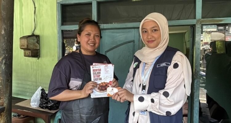 FBiPK UB Rebranding dan Kembangkan Varian Rasa Pada UMKM Carang Mas Desa Punten