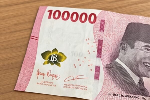 Uang Rp100.000 Bertanda Tangan Purbaya Yudhi Sadewa Jadi Buruan Kolektor
