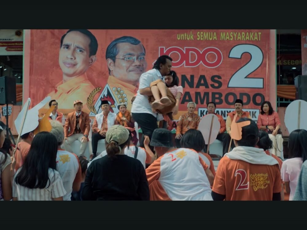 Film ‘Bapak Paling Jujur’, Ketika Calon Gubernur Dikutuk Tak Lagi Bisa Bohong