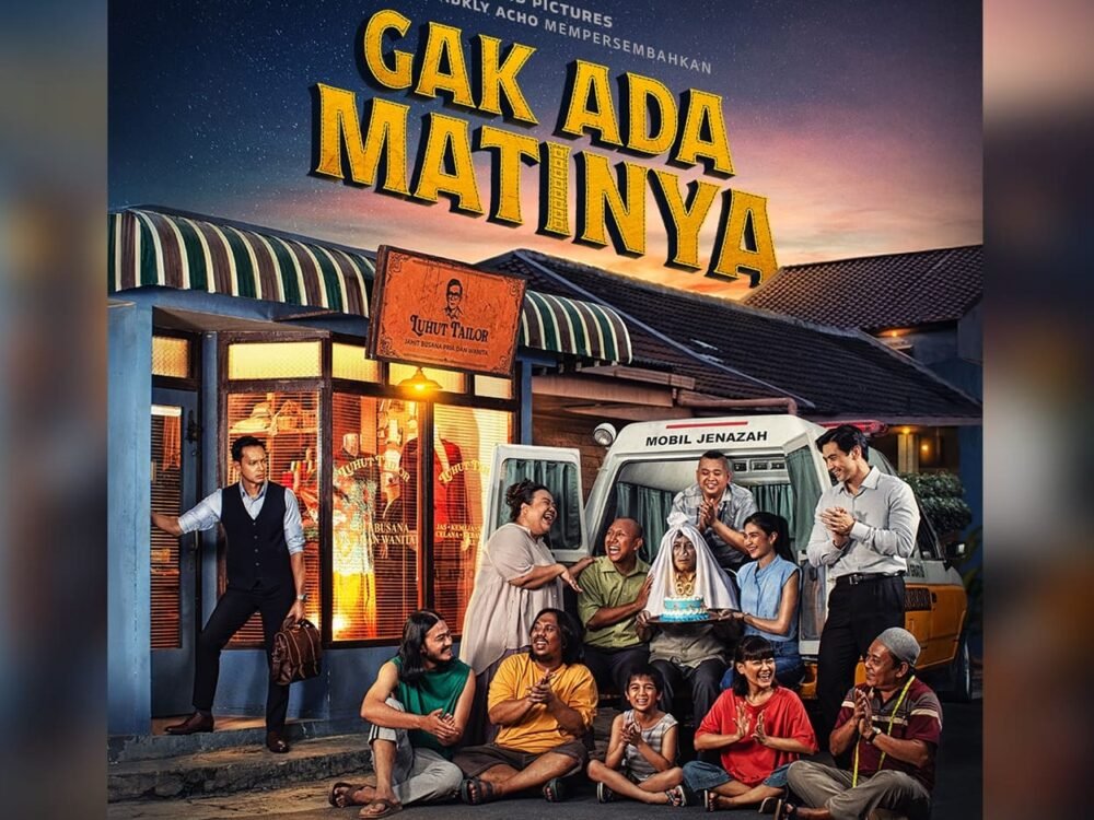 Film “Gak Ada Matinya”, Kisah Absurd Keluarga dan Uang Asuransi
