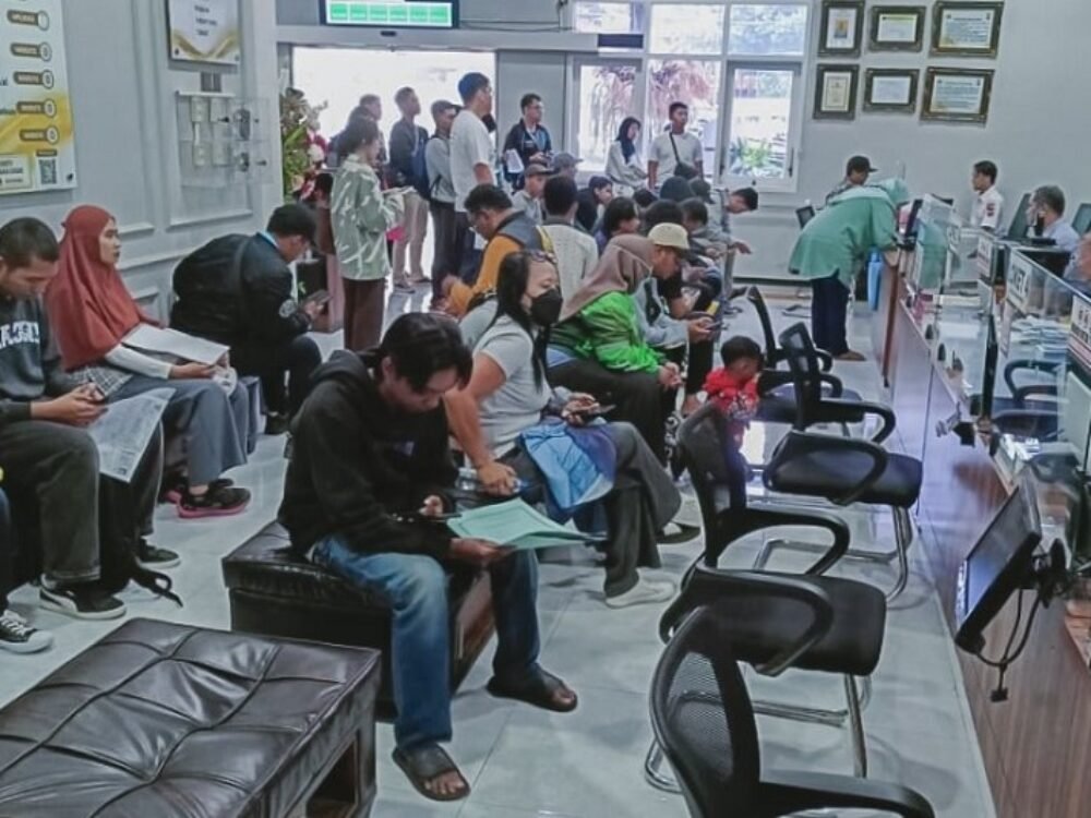 516-Pemohon SKCK di Polresta Malang Kota Lonjakan Permohonan SKCK di Polresta Malang, Didominasi Pelamar Kerja dan Calon ASN