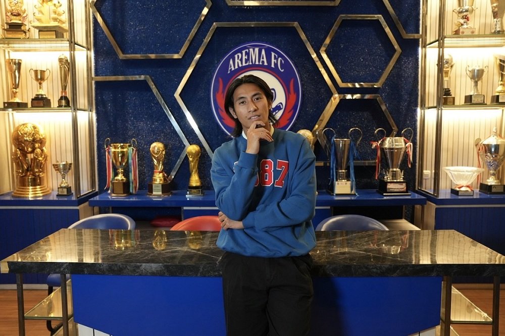 522-Hanif Sjahbandi Pulang Kampung, Hanif Sjahbandi Perkuat Lini Tengah Arema FC