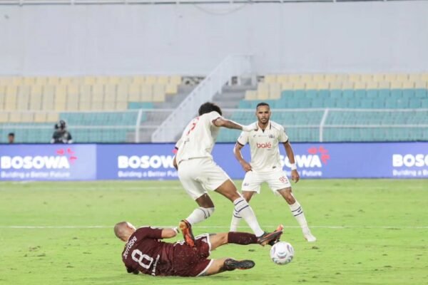 Drama Enam Gol di Parepare, Arema FC vs PSM Makassar Berakhir Imbang 3-3
